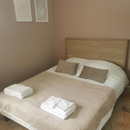 Appartement 3 , Disneyland - Parking Gratuit - Maison Des Platanes Meaux Ngoại thất bức ảnh