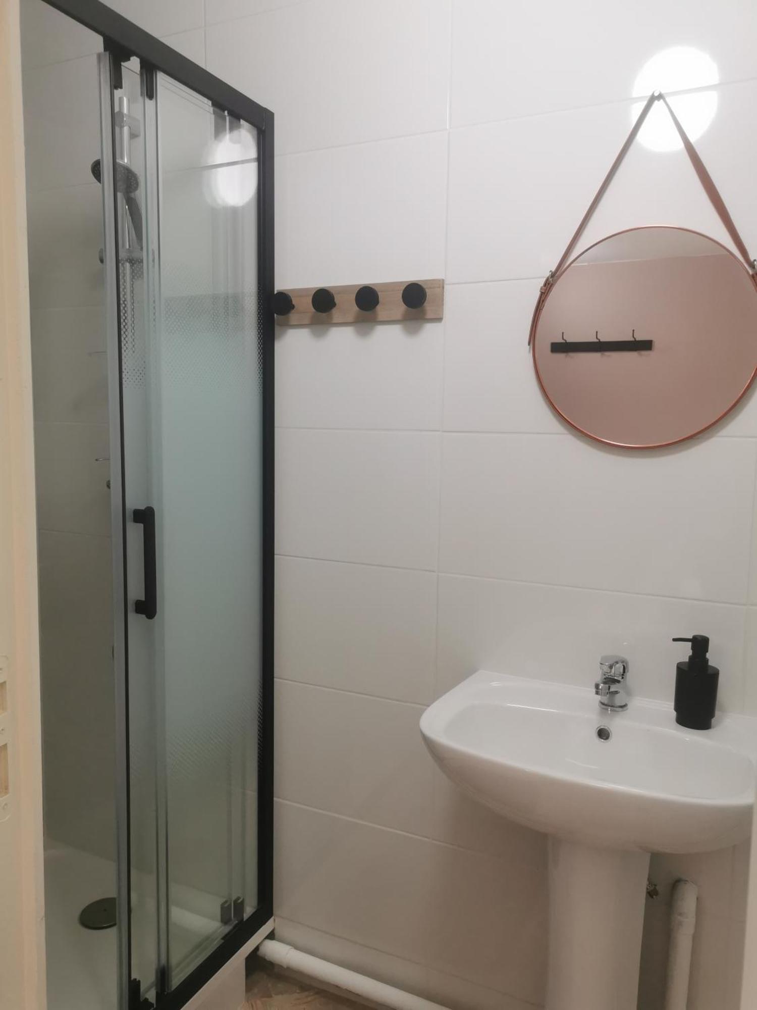 Appartement 3 , Disneyland - Parking Gratuit - Maison Des Platanes Meaux Ngoại thất bức ảnh